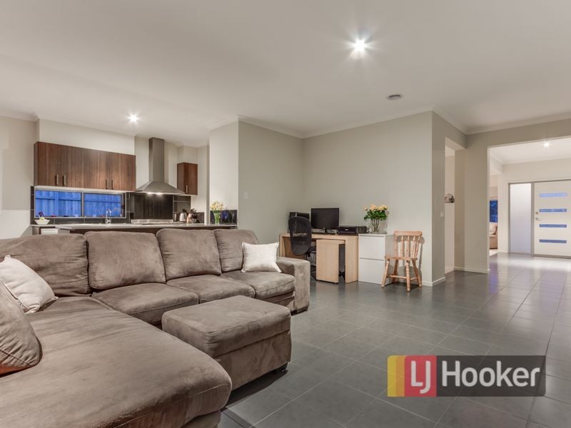 7 Cassowary Avenue, Pakenham VIC 3810