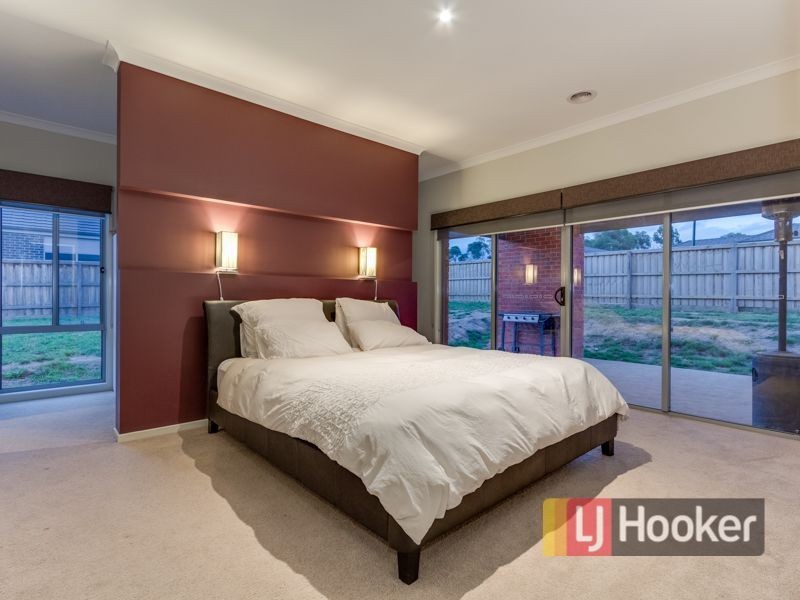 7 Cassowary Avenue, Pakenham VIC 3810