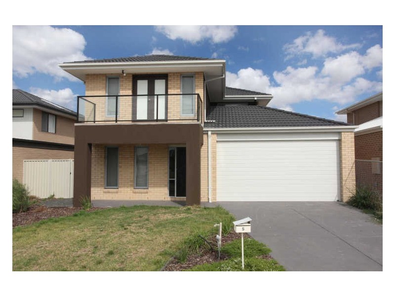 5 Portland Road, Pakenham VIC 3810