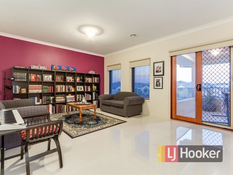 6 Sun Orchid Drive, Pakenham VIC 3810