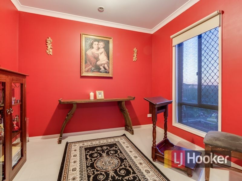 6 Sun Orchid Drive, Pakenham VIC 3810