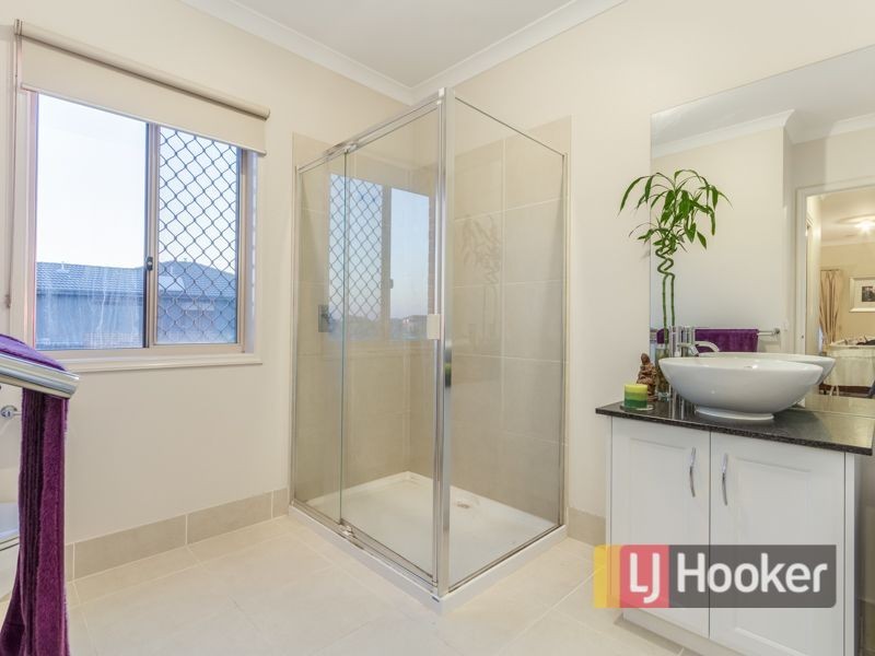 6 Sun Orchid Drive, Pakenham VIC 3810