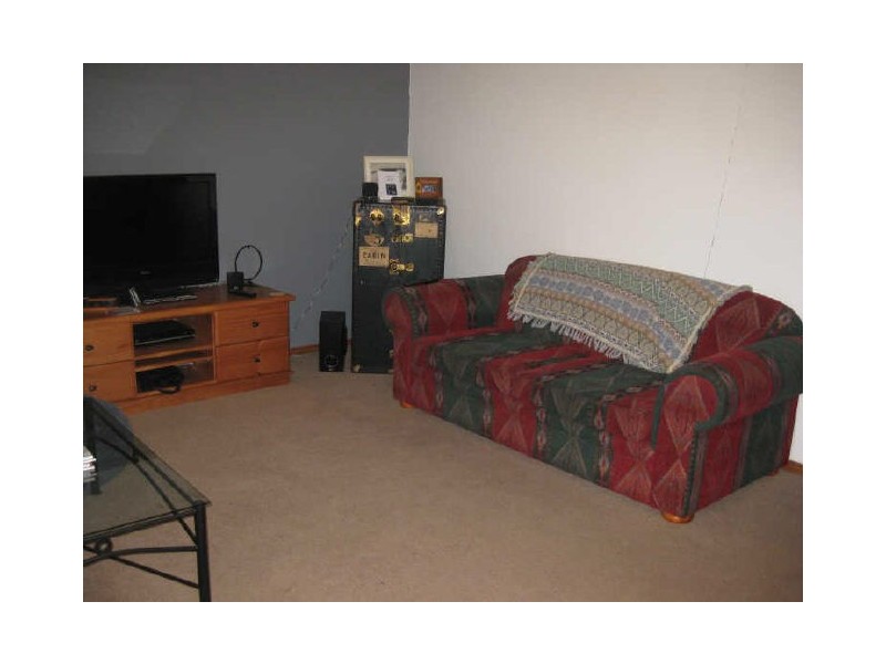 35 King Street, Pakenham VIC 3810