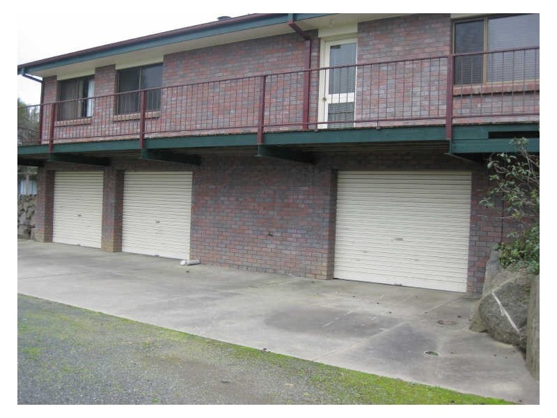 2 Kennedy Road, Pakenham VIC 3810