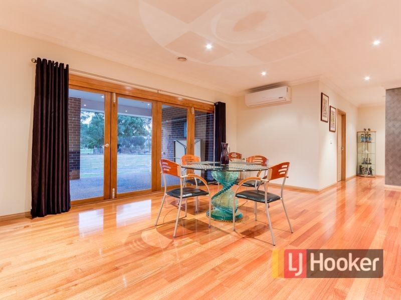 5A Meeking Drive, Pakenham VIC 3810