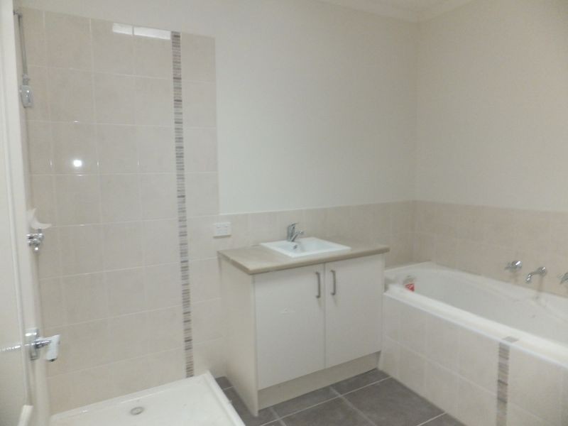 7/1-3 James Street, Pakenham VIC 3810