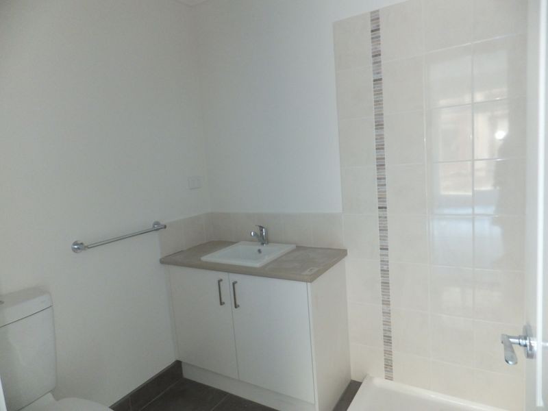 7/1-3 James Street, Pakenham VIC 3810