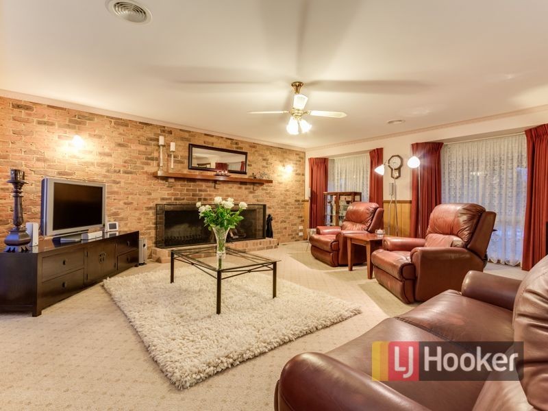 11 Andrew Court, Pakenham VIC 3810
