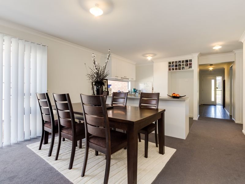 33 Central Avenue, Pakenham VIC 3810