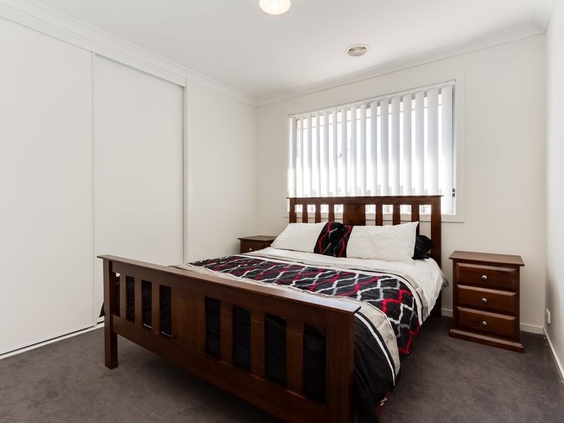 33 Central Avenue, Pakenham VIC 3810