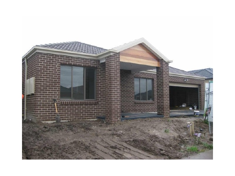 9 Cohens Way, Pakenham VIC 3810