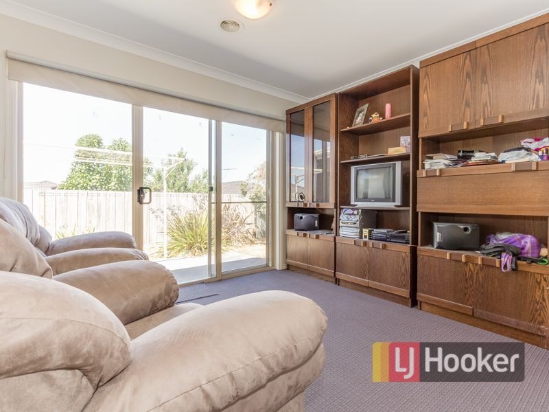7 Ivory Drive, Pakenham VIC 3810