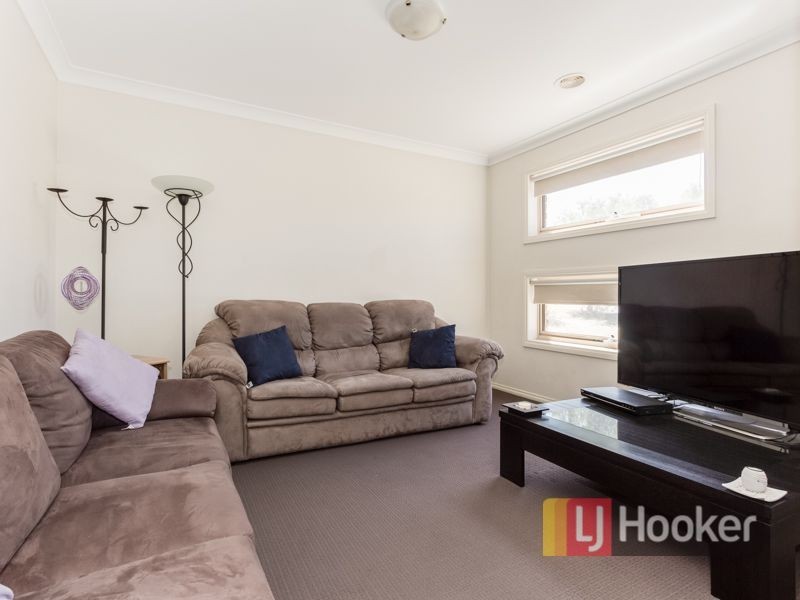 7 Ivory Drive, Pakenham VIC 3810