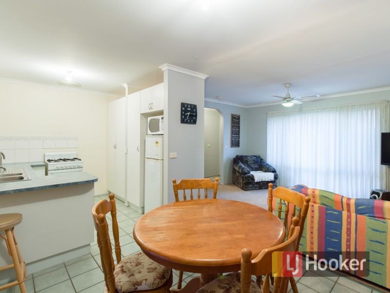 37 Bluegrass Crescent, Pakenham VIC 3810