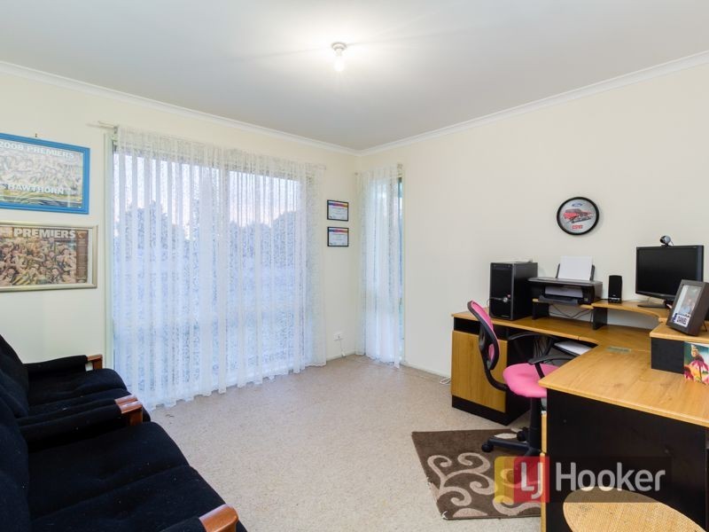 37 Bluegrass Crescent, Pakenham VIC 3810