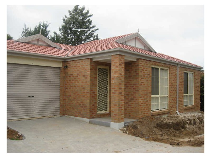 9/40 Army Road, Pakenham VIC 3810