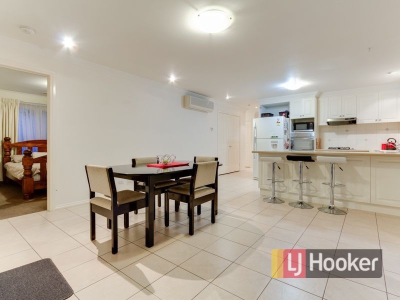 6 Dobell Street, Pakenham VIC 3810