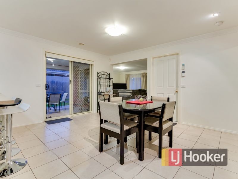 6 Dobell Street, Pakenham VIC 3810