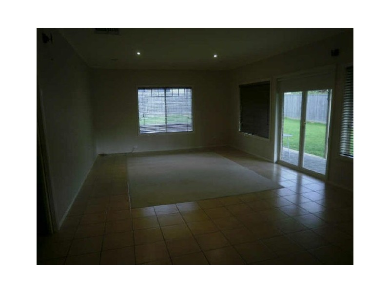 2 Homestead Court, Pakenham VIC 3810