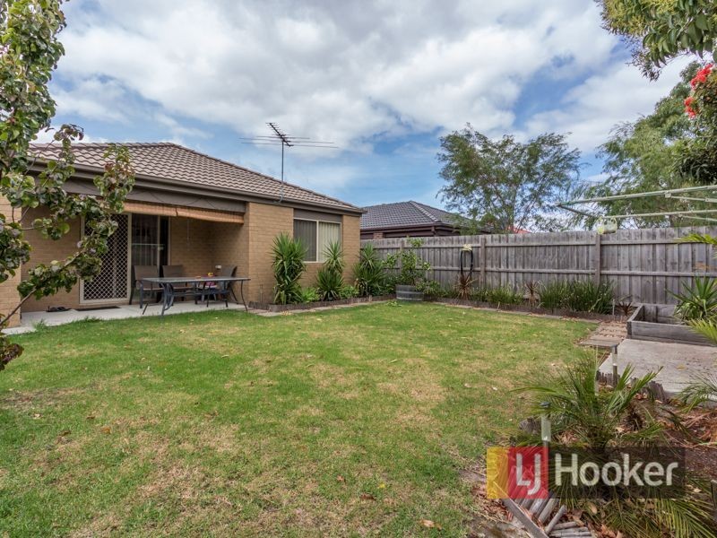 49 Pommel Street, Pakenham VIC 3810