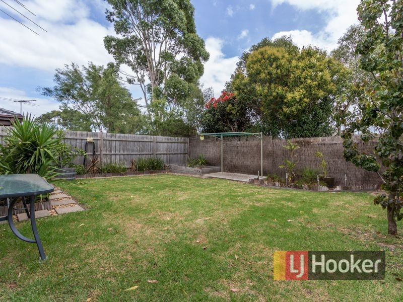 49 Pommel Street, Pakenham VIC 3810
