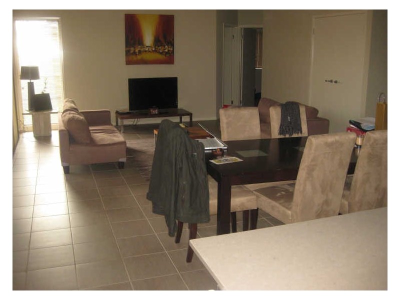 8 Sabina Road, Officer VIC 3809