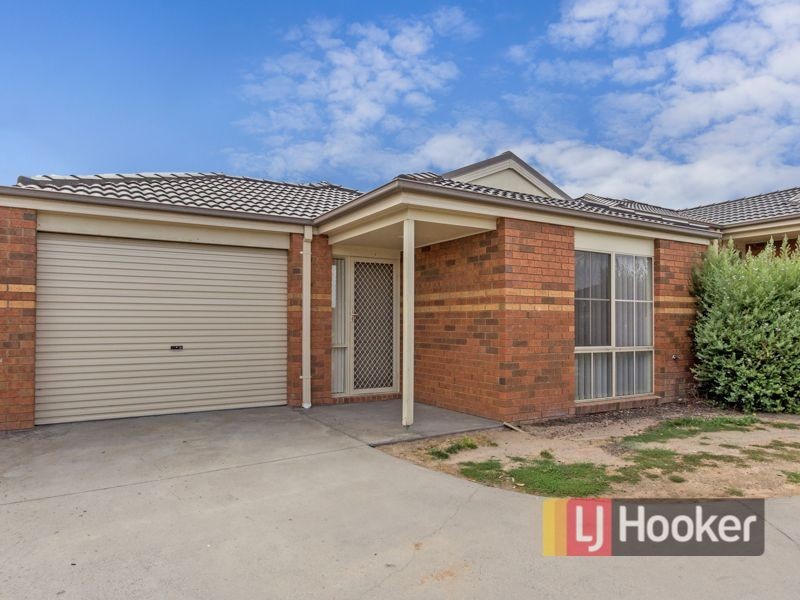 7/11 Renlik Court, Pakenham VIC 3810