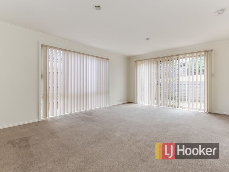 7/11 Renlik Court, Pakenham VIC 3810