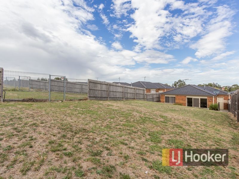 7/11 Renlik Court, Pakenham VIC 3810