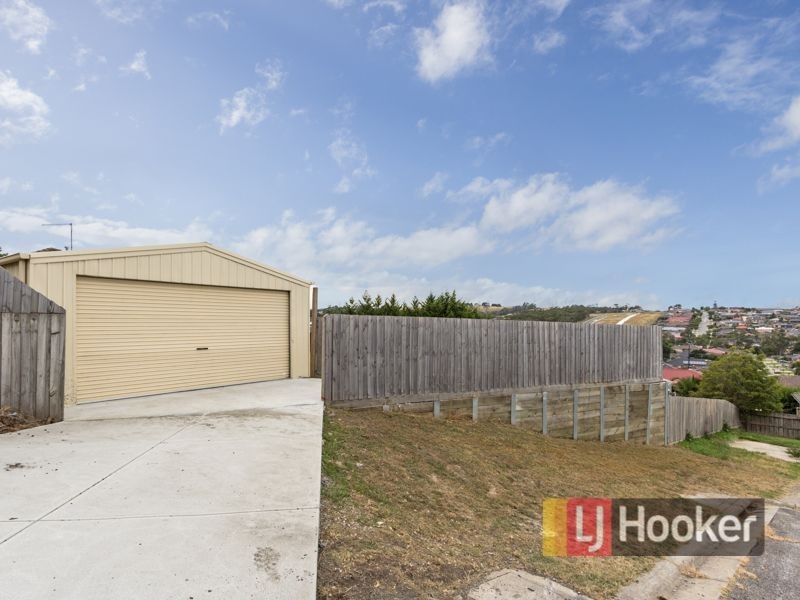 5 Breyleigh Drive, Pakenham VIC 3810