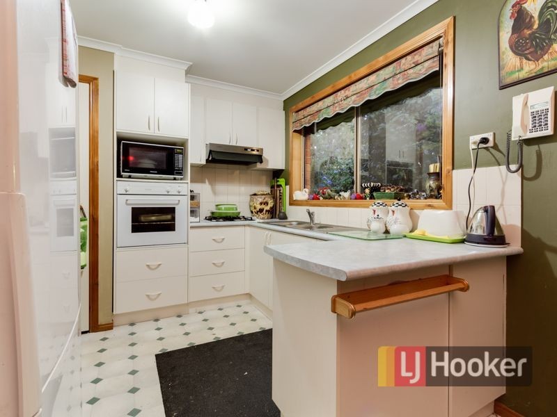 5 Stella Place, Pakenham VIC 3810