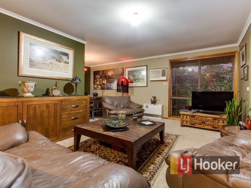 5 Stella Place, Pakenham VIC 3810