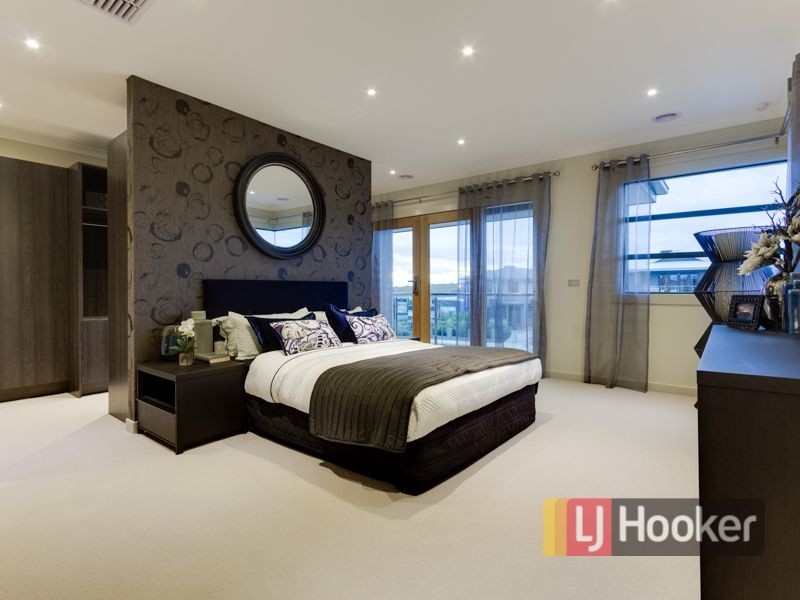 28 Grandvue Boulevard, Pakenham VIC 3810