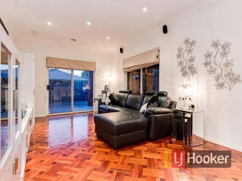 45 Stringy Bark Circuit, Pakenham VIC 3810