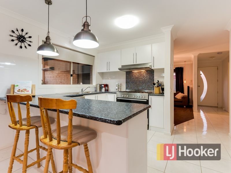 80 Gallery Way, Pakenham VIC 3810
