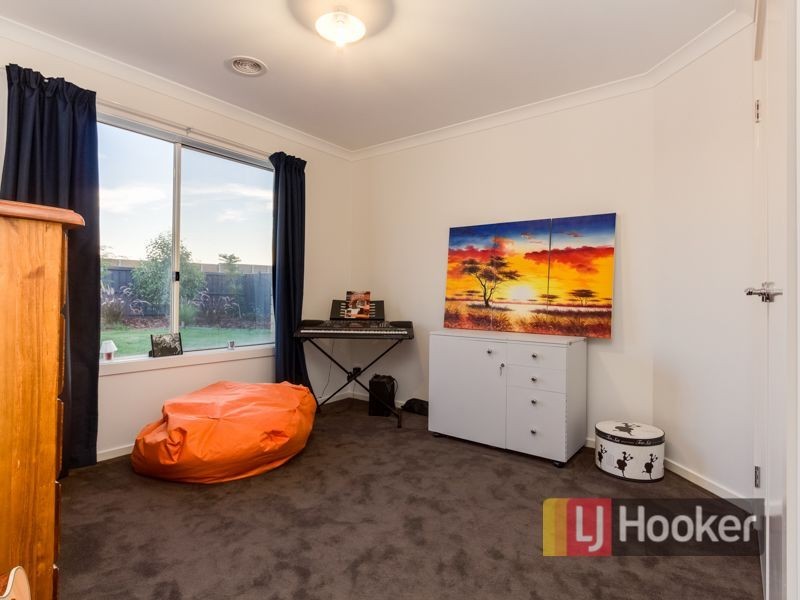 80 Gallery Way, Pakenham VIC 3810