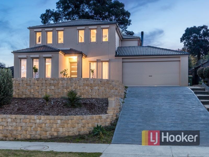 17 Tipperary Circuit, Pakenham VIC 3810