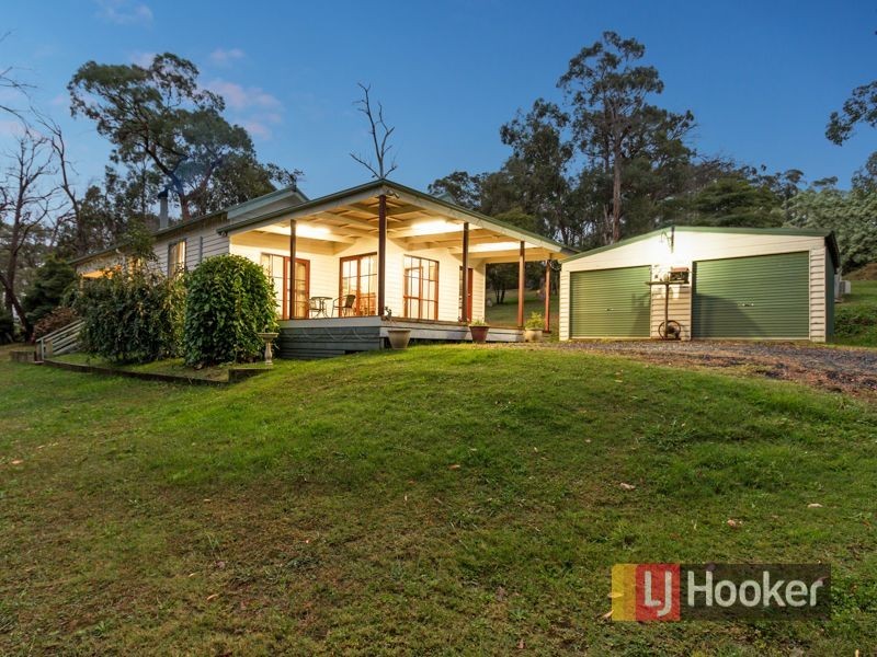11 Mary Street, Bunyip VIC 3815