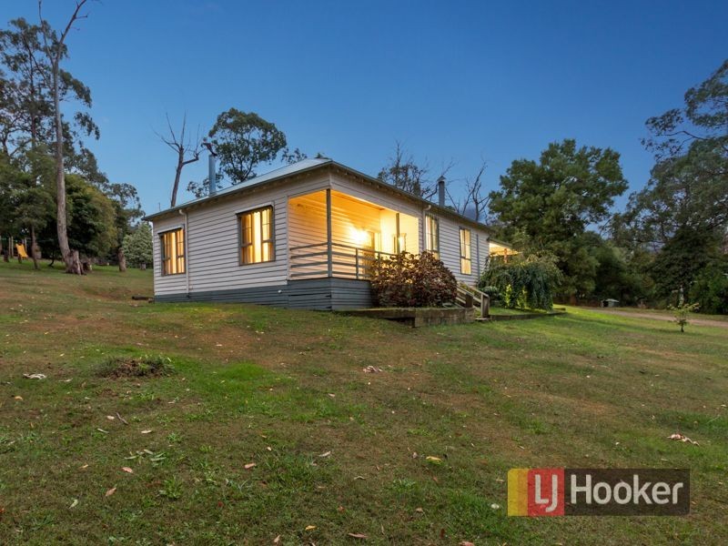 11 Mary Street, Bunyip VIC 3815
