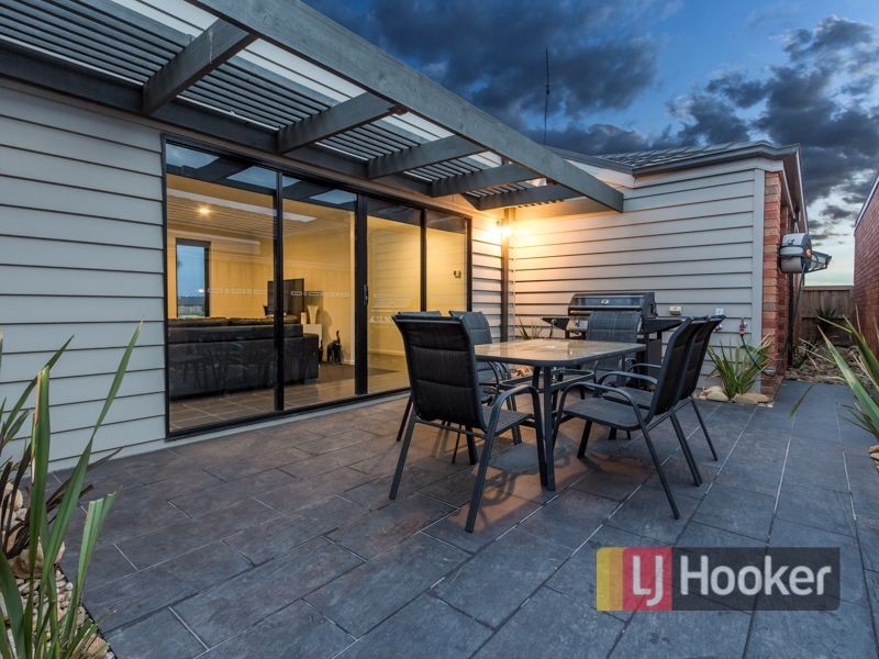 11 Verdant Avenue, Officer VIC 3809