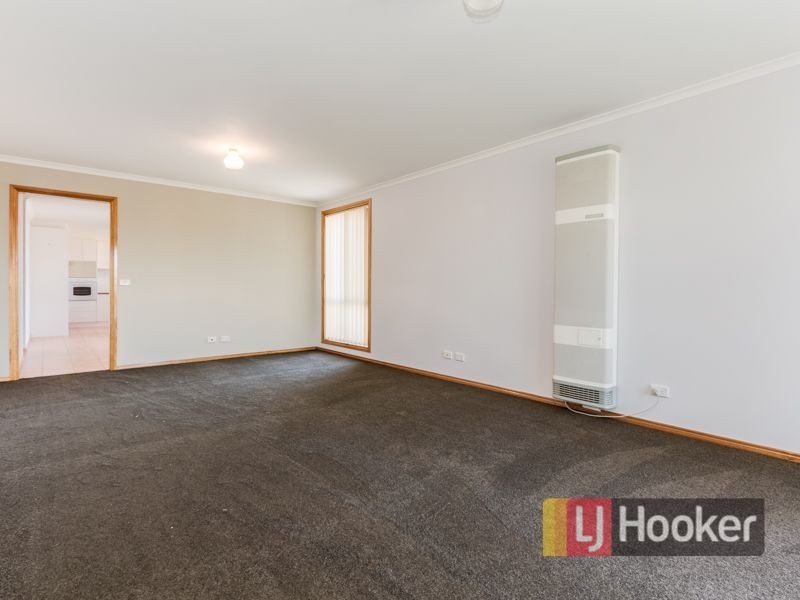 1 Rossi Close, Pakenham VIC 3810