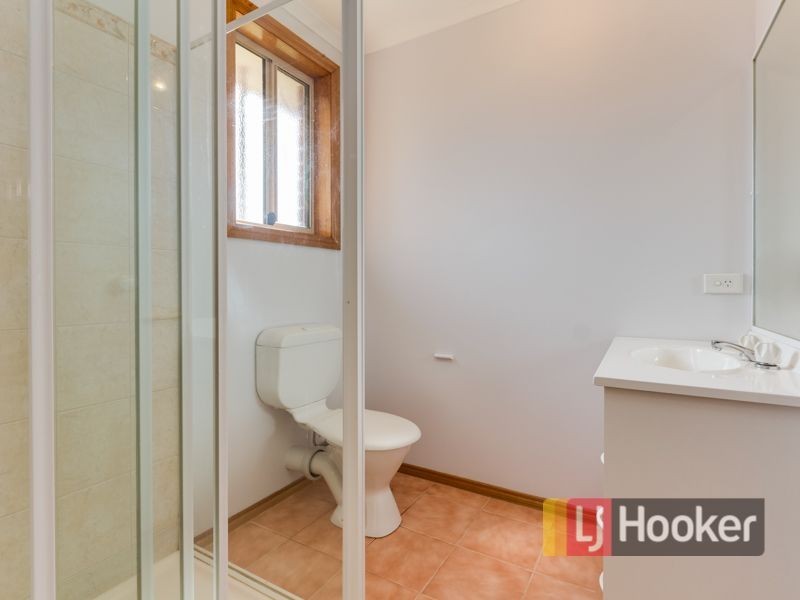 1 Rossi Close, Pakenham VIC 3810