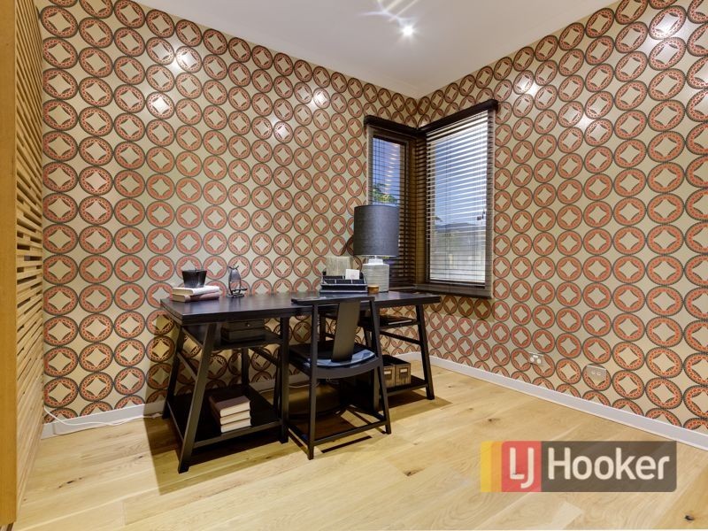 30 Grandvue Boulevard, Pakenham VIC 3810