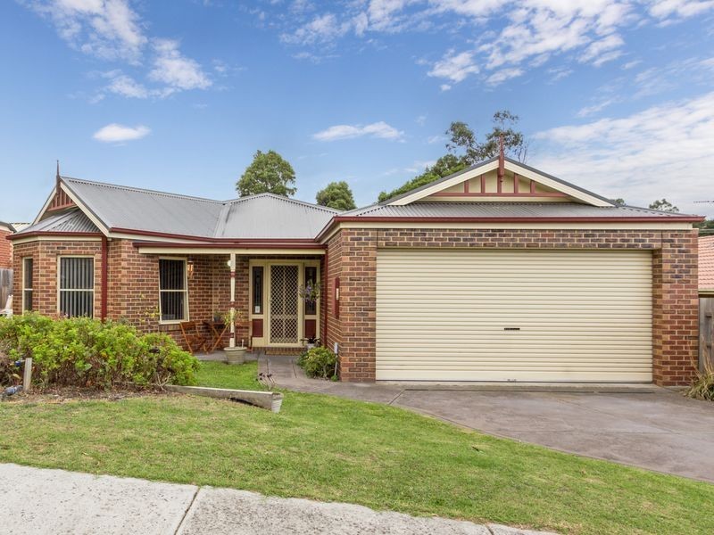 30 Ben Drive, Pakenham VIC 3810
