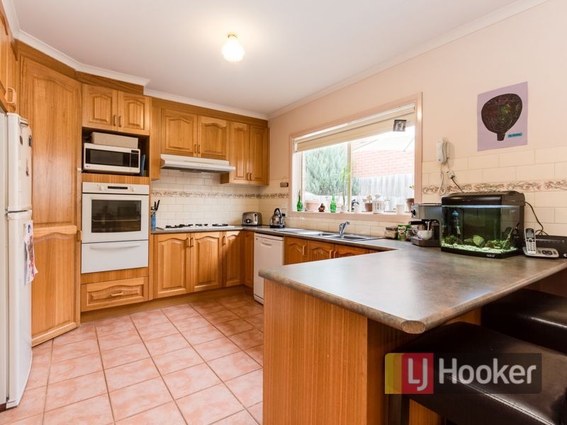 30 Ben Drive, Pakenham VIC 3810