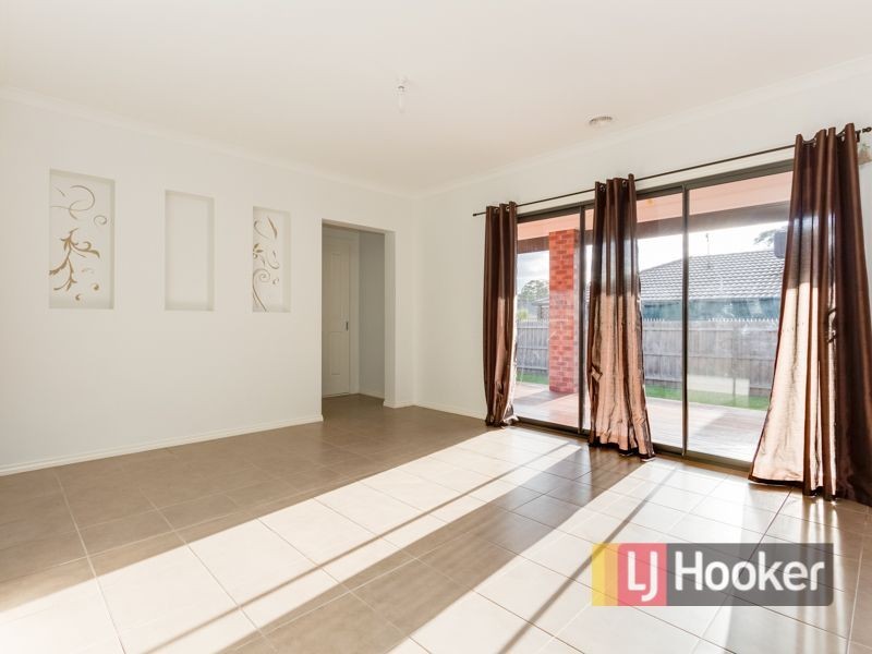 5 Isabella Court, Drouin VIC 3818