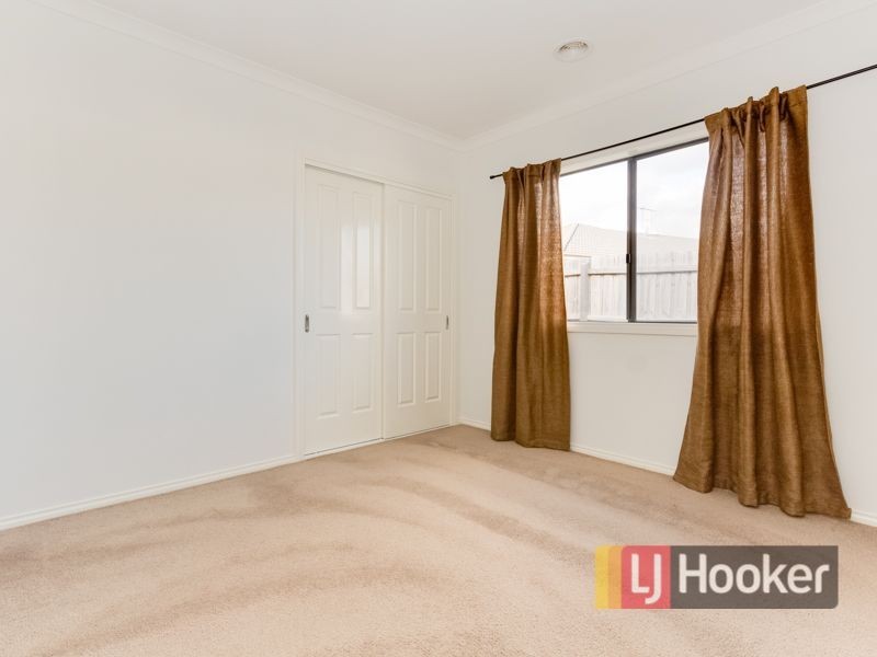 5 Isabella Court, Drouin VIC 3818