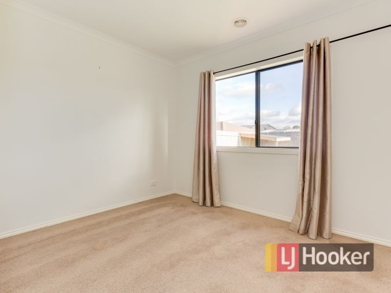 5 Isabella Court, Drouin VIC 3818