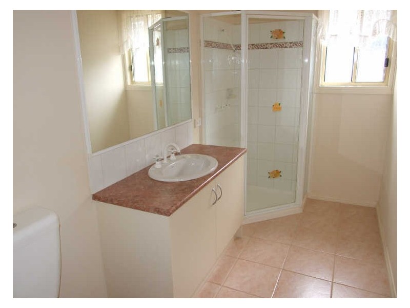 17 Meaby Drive, Pakenham VIC 3810