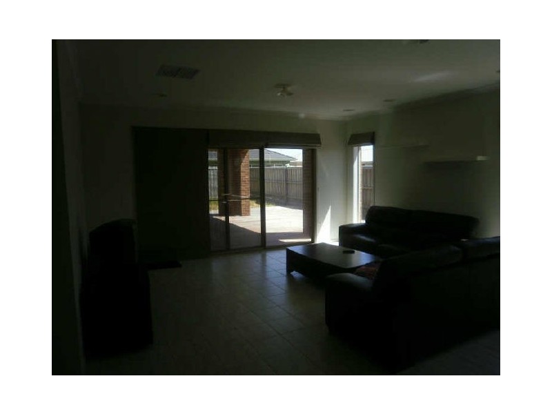 51 Banjo Patterson Drive, Pakenham VIC 3810